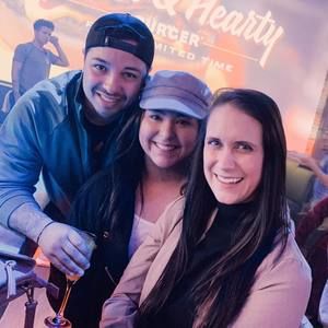 Meet your Posher, Alma